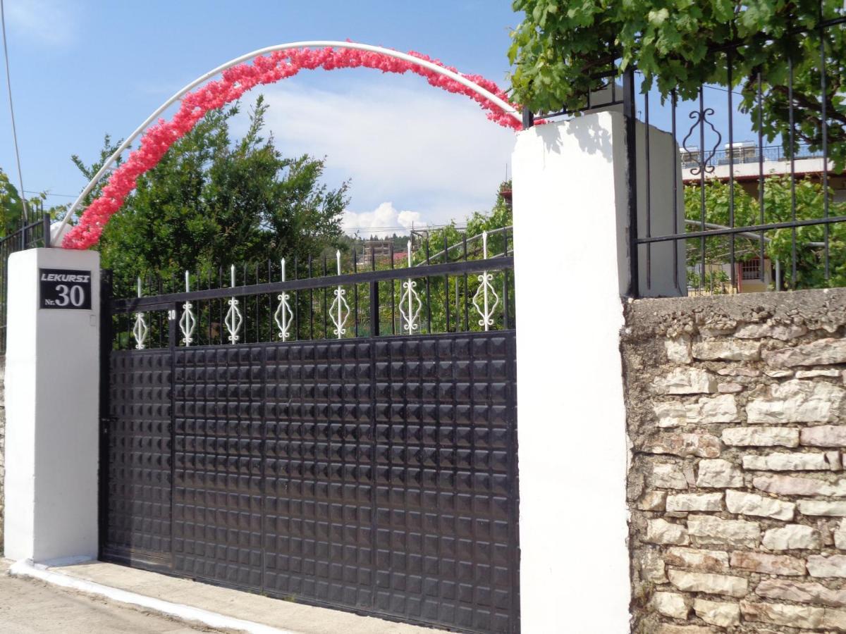 Villa Cato Sarandë Exterior foto